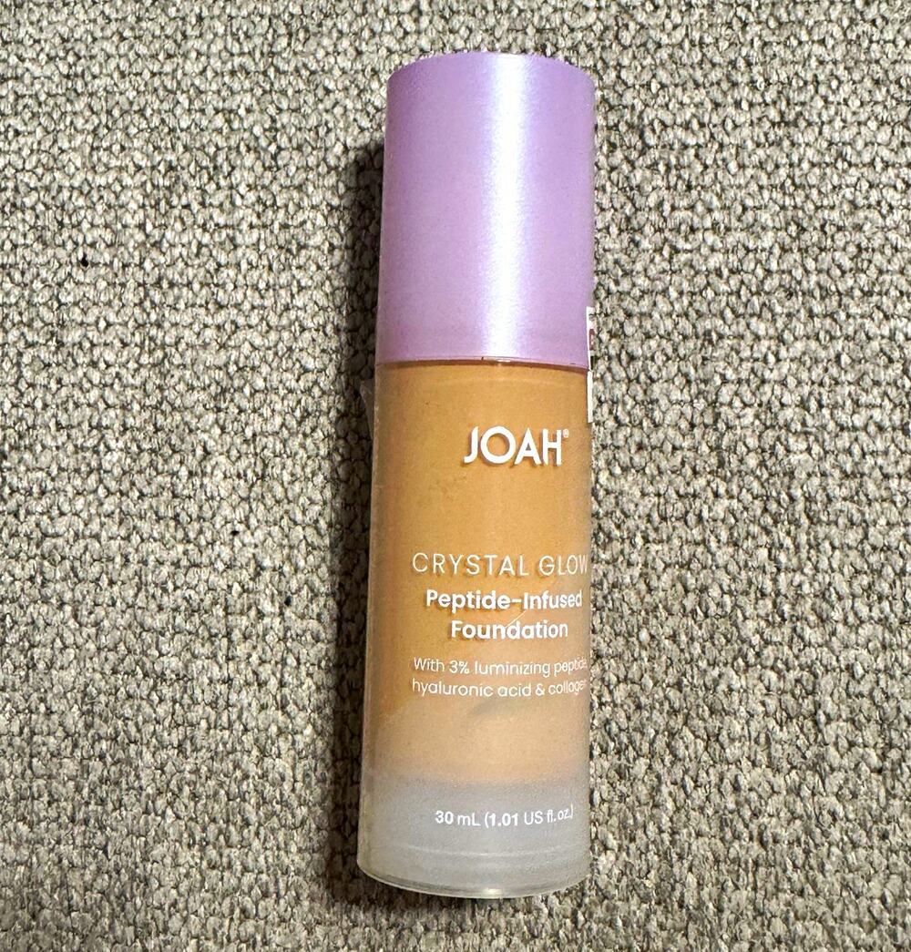 JOAH Crystal Glow Peptide Foundation LN050 Light/Med Neutral 30mL Radiant